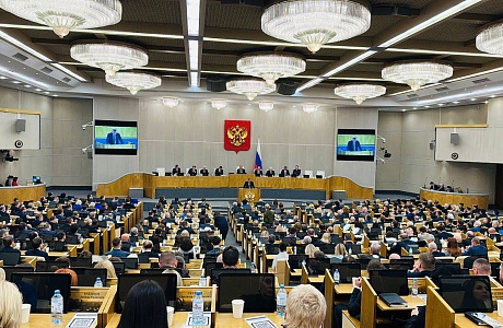 Уполномоченный Михаил Лисин принимает участие в парламентских слушаниях Комитета по малому и среднему предпринимательству